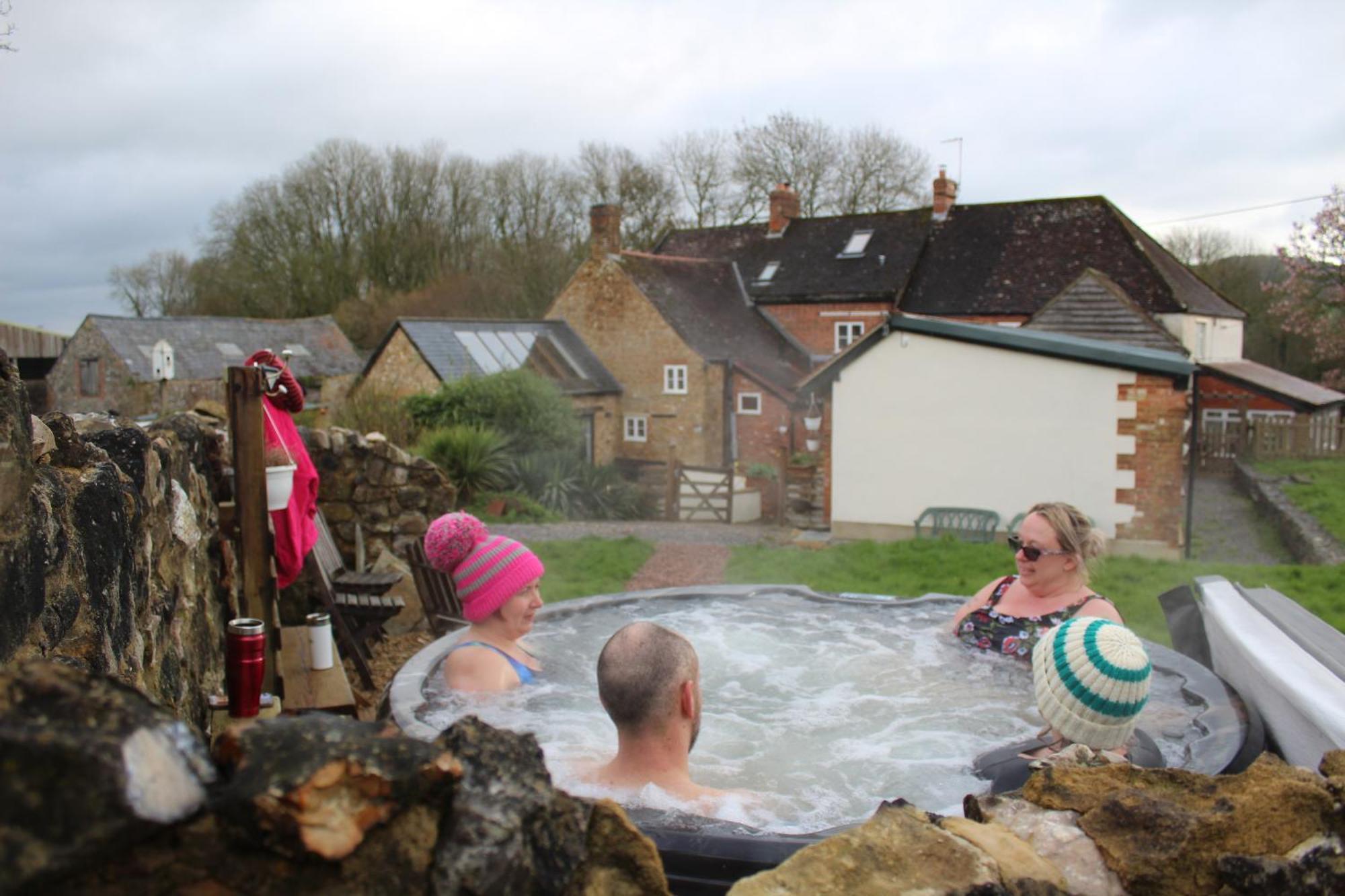 Manor Farm Holiday Cottages Chard Quarto foto